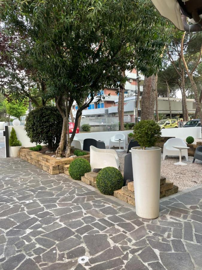 Hotel Augustus 밀라노마리티마 외부 사진